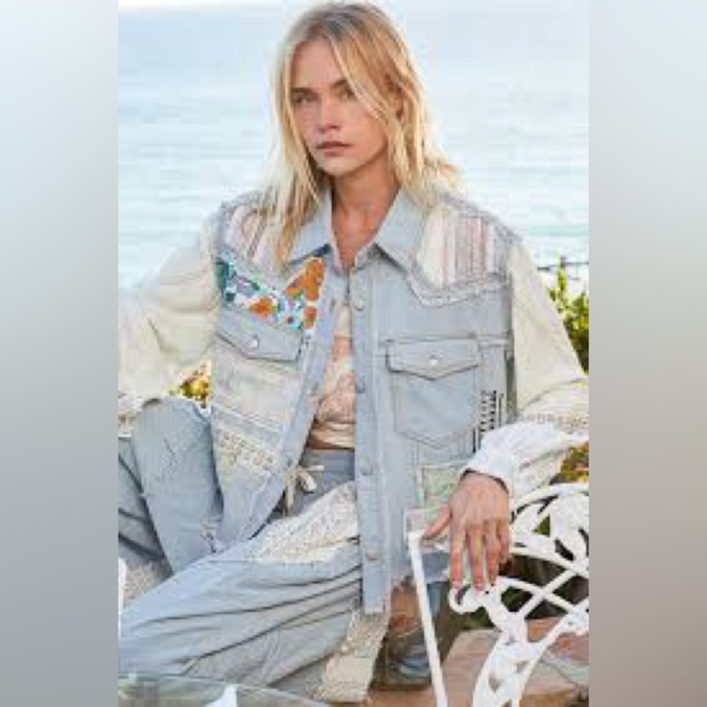 POL Patchwork Lace Denim Distressed Oversized Jac… - image 3